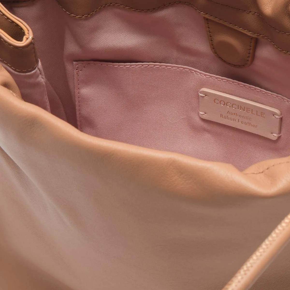 Coccinelle Dulse Large Skin Shoulder Bag - 3